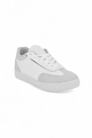 01-48811 Flat Sneaker