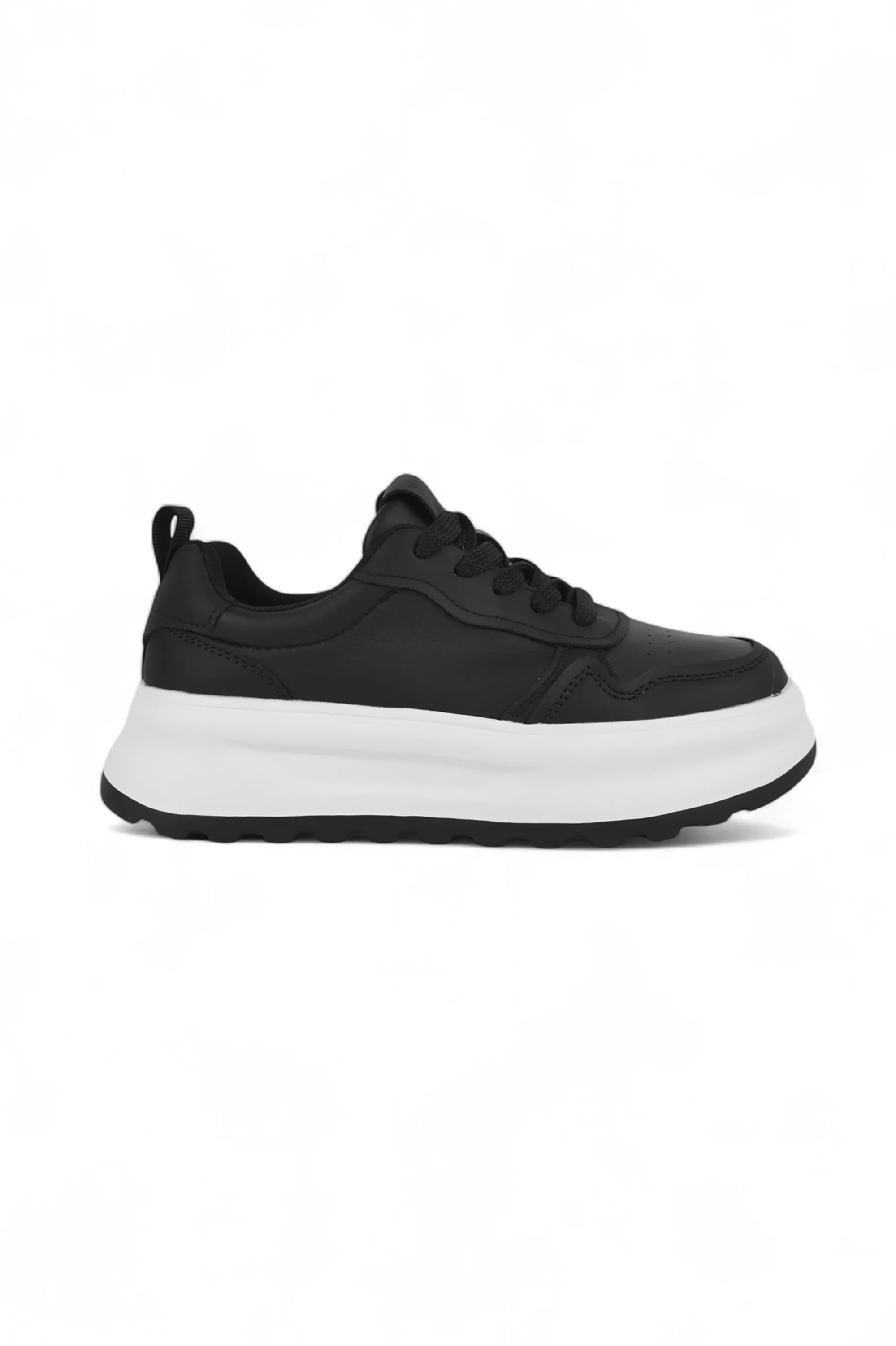 01-5385 Flat Sneaker