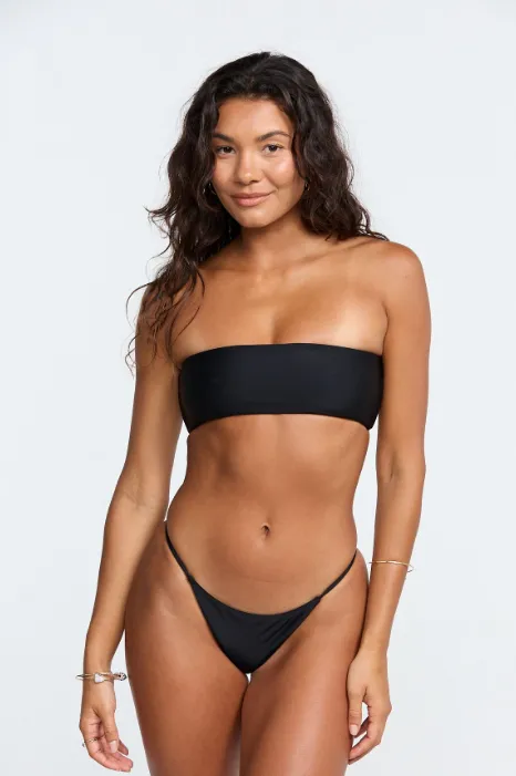 BENOA25 CHIBI BOTTOM - BLACK