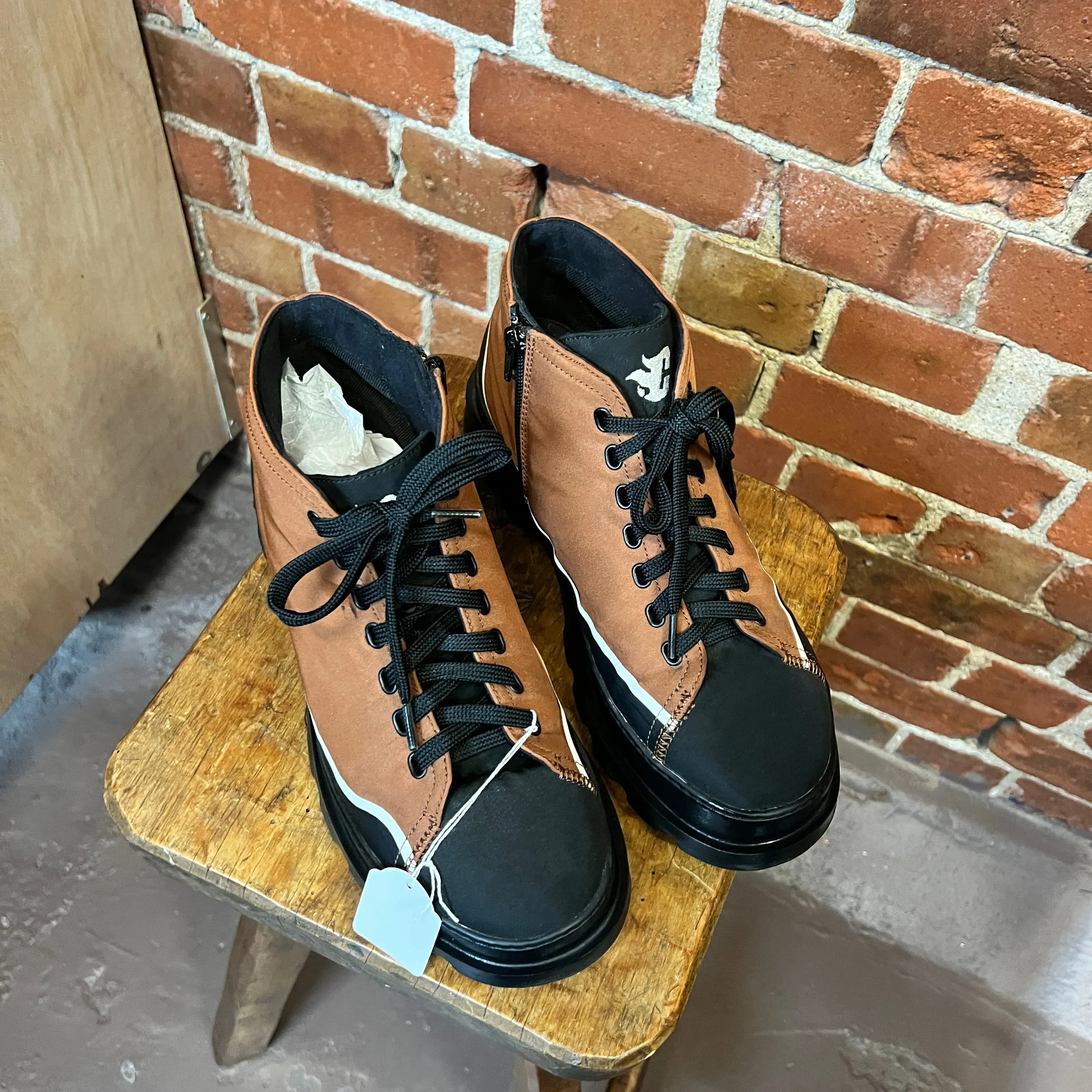 CAMPER sneakers 43