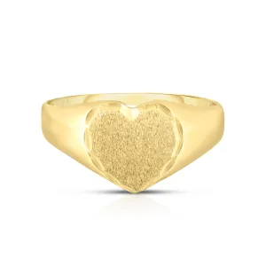 CARA - The Smooth Heart Signet