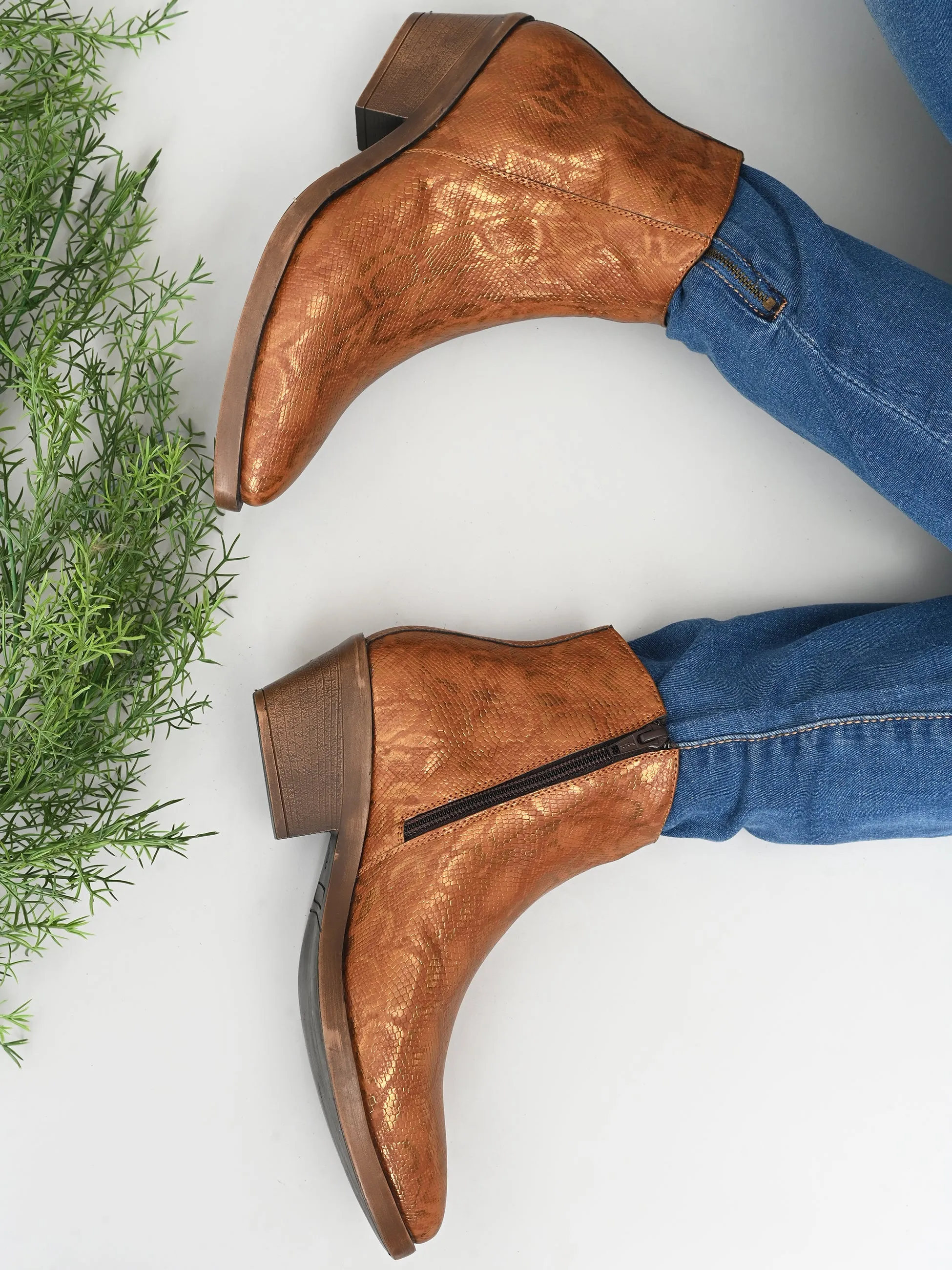 Cherise Women Rust Cuban Boots