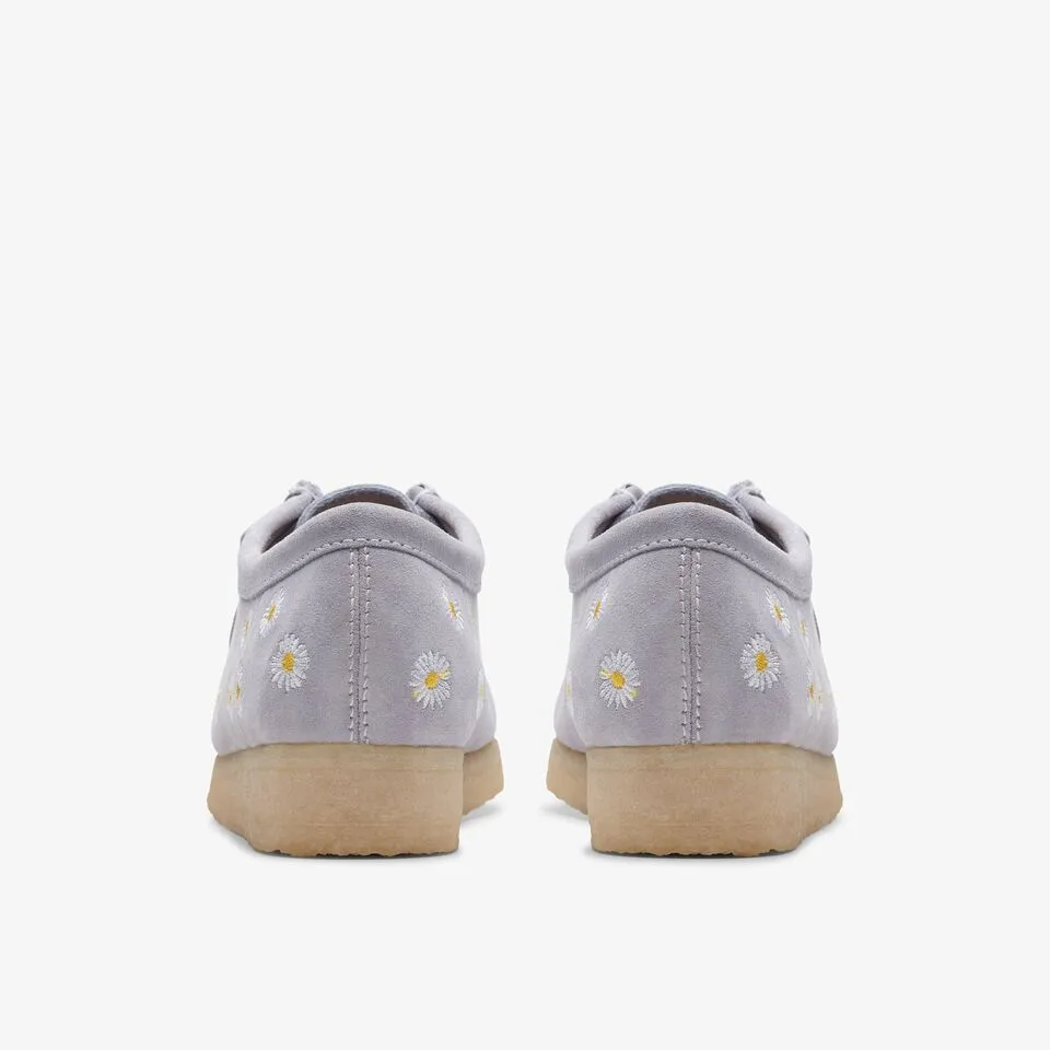 Clarks Women's Wallabee Cloud Grey Emb 26175644