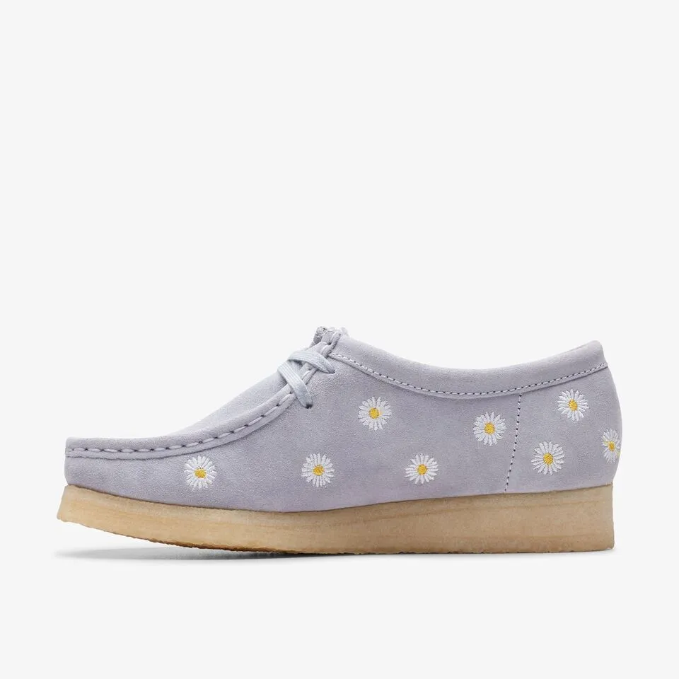 Clarks Women's Wallabee Cloud Grey Emb 26175644