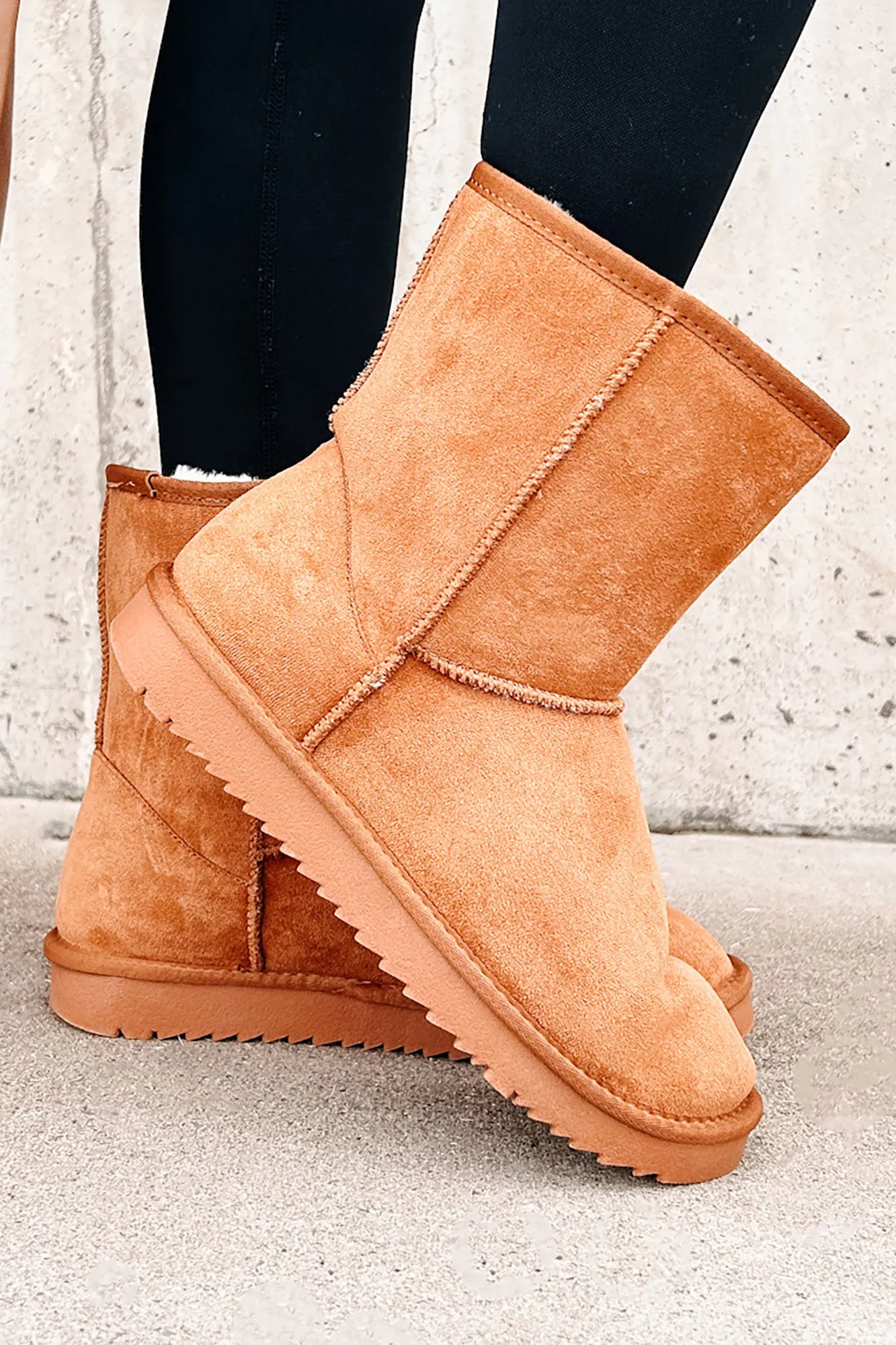 Cool In Kodiak Faux Fur Lined Boots (Tan)