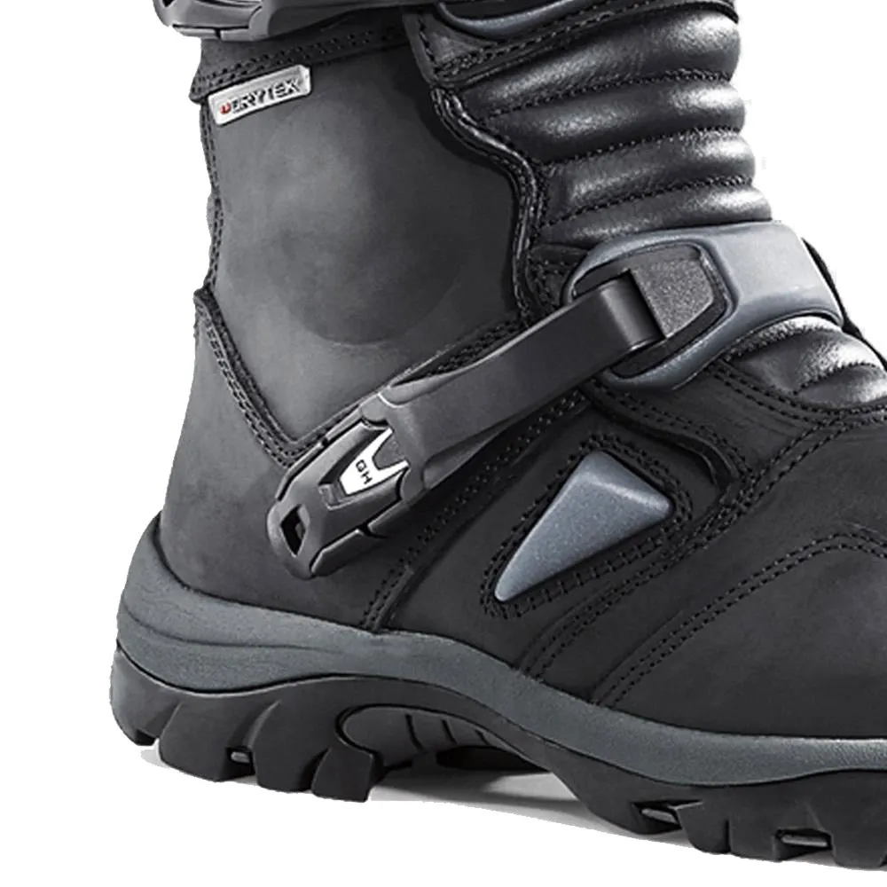 Forma Adventure Low Riding Boots