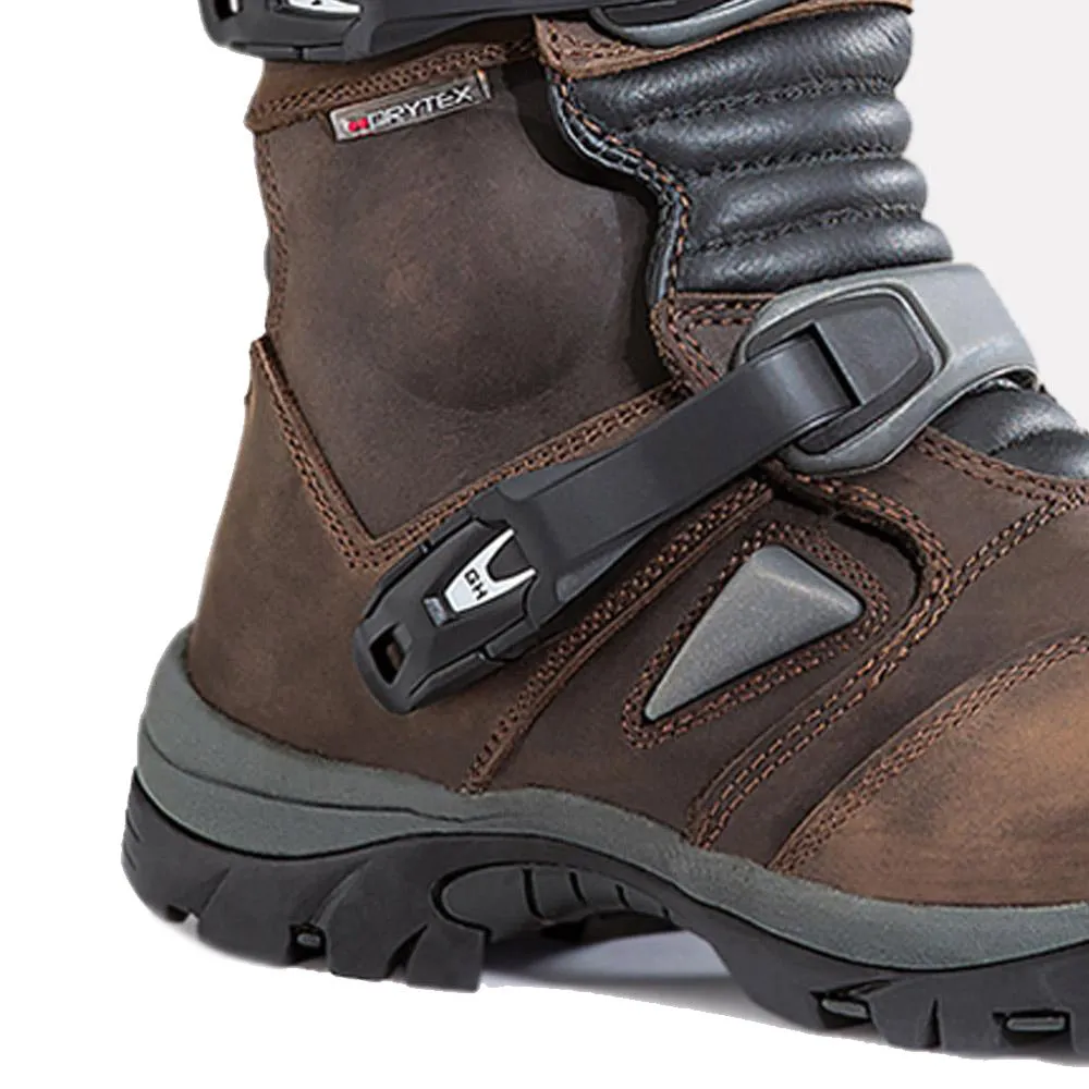 Forma Adventure Low Riding Boots