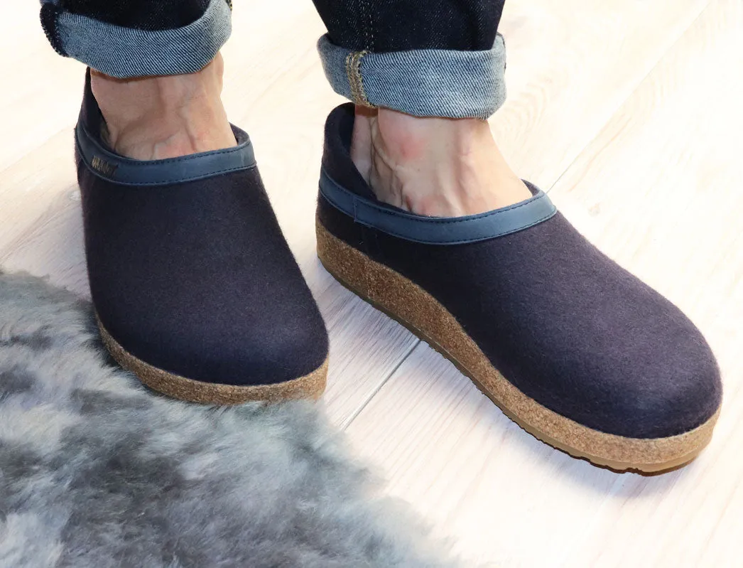 HAFLINGER Clog | Grizzly Buffalo, Midnight Blue