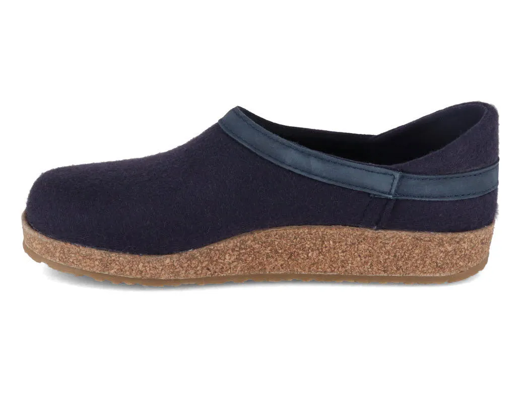 HAFLINGER Clog | Grizzly Buffalo, Midnight Blue
