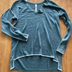 Lululemon sweater
