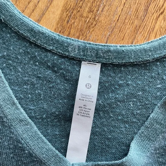 Lululemon sweater