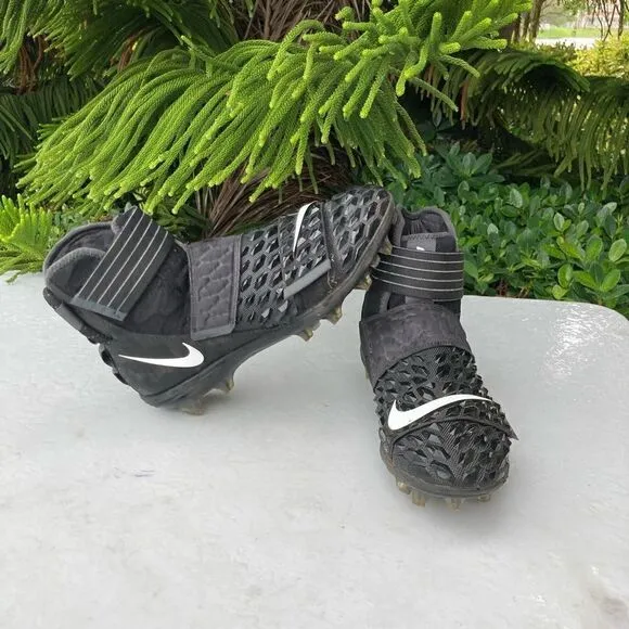 Nike Force Savage Elite 2 TD Football Cleats Mens Size: 8