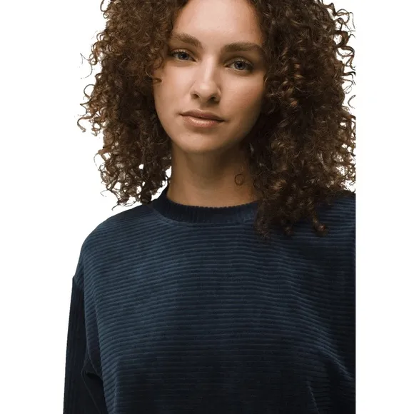 prAna Escambia Pull Over in Organic Velour, Women’s Small, Navy