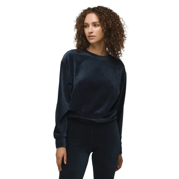 prAna Escambia Pull Over in Organic Velour, Women’s Small, Navy