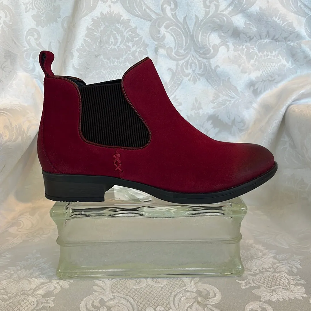 SALVIA PETRA RHUBARD SUEDE WATERPROOF