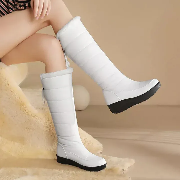 Tight winter boots | fur-lined knee-high snowboots for women