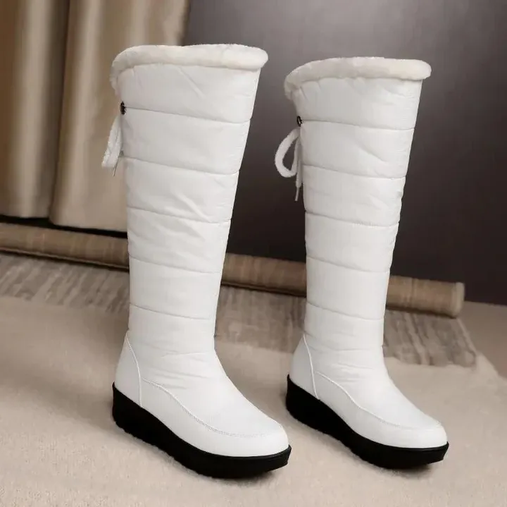 Tight winter boots | fur-lined knee-high snowboots for women