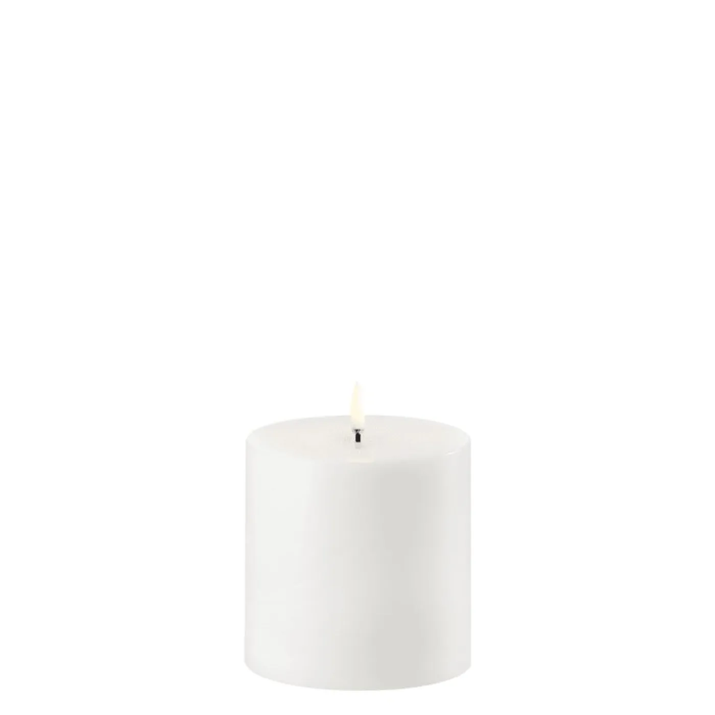 Uyuni LED Pillar Candle Smooth 10.1x10cm
