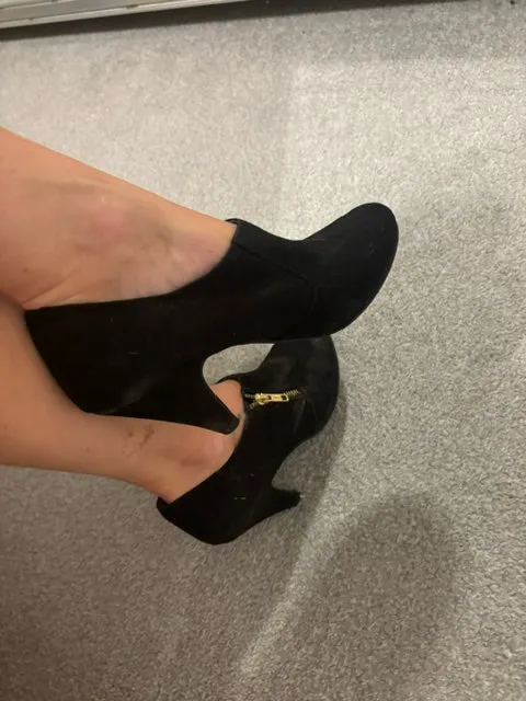 Very Well Worn Shoe Boot / UK5