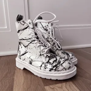 White Marbled 1460
