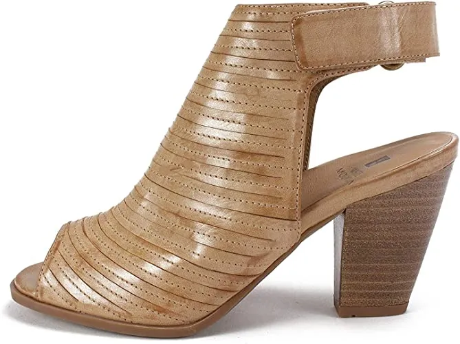 WHITE MOUNTAIN Shoes Phoenix Women's Boot, DK Sand/Burnished/SM, 11 M